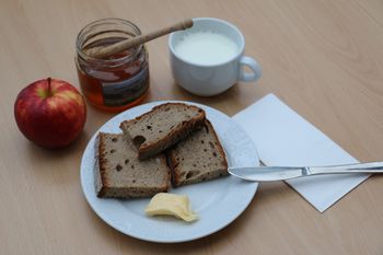 Tradicionalni slovenski zajtrk