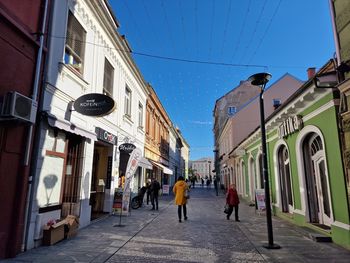 Zaradi varčevanja nekaj manj lučk, a še vedno očarljivo 