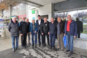 Župan dr. Peter Verlič sprejel veterane PGD Ponova vas, podprvake pokalnega gasilskega tekmovanja