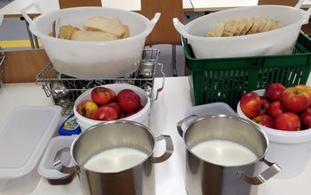 Tradicionalni slovenski zajtrk tudi na OŠ Žiri