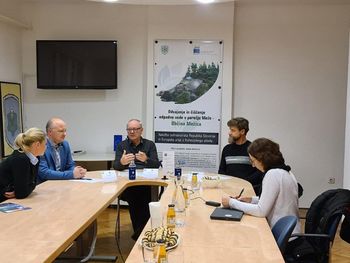 Novinarska konferenca ob zaključku izvedbene naložbe »Odvajanje in čiščenje odpadne vode v porečju Meže – Občina Mežica«