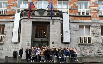 OŠ Žiri obiskali NUK in knjižni sejem v Ljubljani