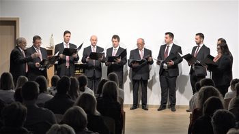 Božični koncert Moškega pevskega zbora Samorastnik