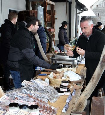 Dan odprtih vrat kmetije Košec in kmečka tržnica