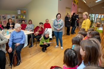 Medgeneracijsko povezovanje v Občinski knjižnici Prebold