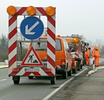 Obvestilo o postavitvi popolne zapore glavne ceste GI-4
