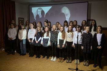 O proslavi ob slovenskem kulturnem prazniku - Jaz sem mravljišče drobnih smrti