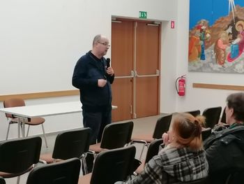 Miha Kramli o zasvojenosti z novo tehnologijo