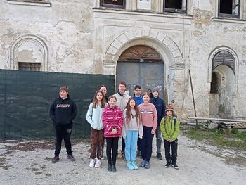 Zgodovinarji na terenu: ogled gradu Lemberg pri Novi Cerkvi