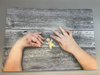 Otvoritev fotografske razstave Vse roke so pomembne Neje Blagovič in uporabnikov VDC Sonček