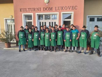 Petje pesmi sv. Jurija na Lukovcu 