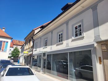 Za obnovo uličnih fasad, streh in sakralne dediščine bo Mestna občina Celje letos namenila 100.000 evrov finančnih spodbud Za obnovo uličnih fasad, streh in sakralne dediščine bo Mestna občina Celje letos namenila 100.000 evrov finančnih spodbud