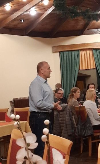 Na tradicionalnem prednovoletnem srečanju na Mengeški koči o preteklem letu in pričakovanjih za leto 2022 Na tradicionalnem prednovoletnem srečanju na Mengeški koči o preteklem letu in pričakovanjih za leto 2022