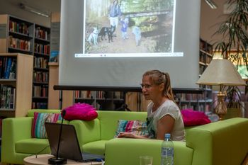 Po Angliji z avtom, šotorom, otrokom in psi – potopis v preboldski knjižnici