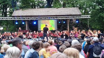 Koncert največjih glasbenih filmskih uspešnic z Mengeško godbo