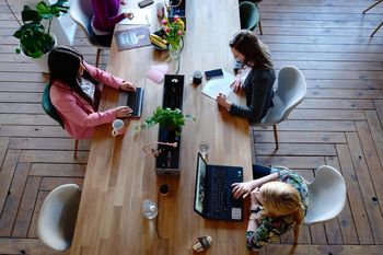 Start up delavnica: inovativno na pot podjetništva