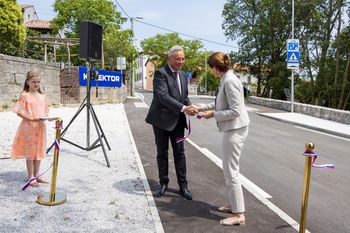 Uradna predaja rekonstruirane ceste na Vojščici 