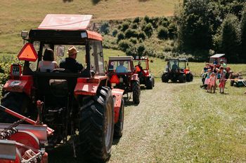 Traktor zbor Račeva 2023