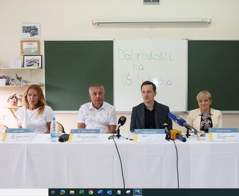 Novinarska konferenca pred začetkom novega šolskega leta 