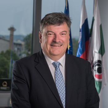Drage učenke in učenci, spoštovani starši, spoštovani zaposleni na naših šolah!