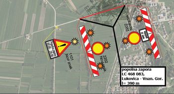 Pri popolni zapori na cesti Vnanje Gorice - Lukovica je vzpostavljena pot za pešce in kolesarje