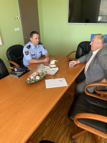 Policisti v Logatcu niso zaznali porasta kaznivih dejanj ali kršitev javnega reda in miru v katerih bi bili udeleženi migranti
