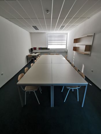 IZOBRAŽEVANJE "KAKO PREKO PAMETNEGA TELEFONA PLAČAMO POLOŽNICE"