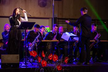 Recital KOSOVELKE v interpretaciji Tinkare Kovač, Big Banda NOVA in dijakov Gimnazije Nova Gorica