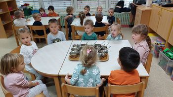 Kuhanje kompota v Vrtcu Cirkovce