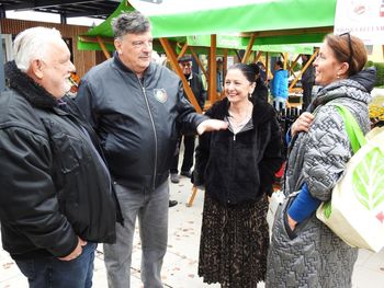 Dan kruha in vina na Mestni tržnici Grosuplje Dan kruha in vina na Mestni tržnici Grosuplje