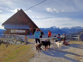 Koča na Golici odprta tudi pozimi