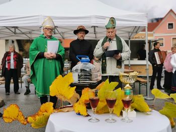 Kmečka tržnica s pridihom martinovanja