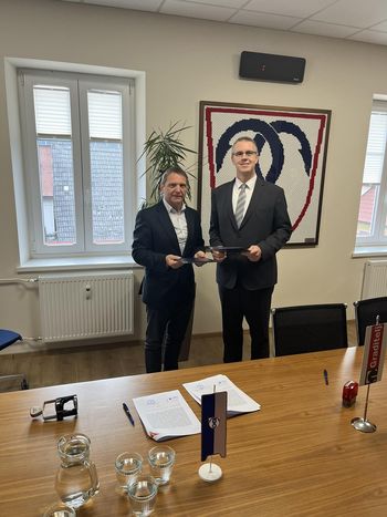 PROJEKT PROSTORSKE PREUREDITVE OSNOVNE ŠOLE MENGEŠ SE PRIČENJA