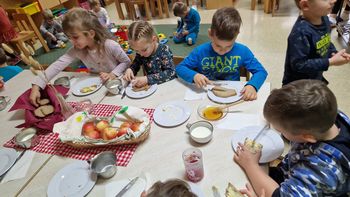 Tradicionalni slovenski zajtrk v Vrtcu Cirkovce