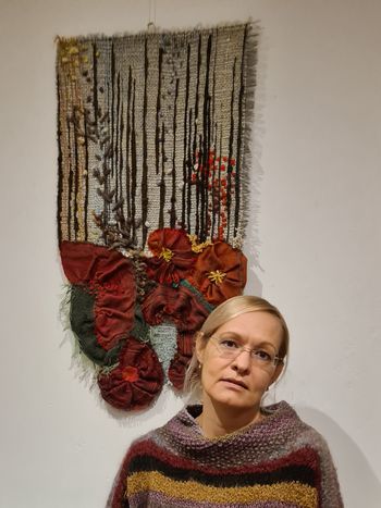 Katarinine tkane slike na ogled v Kranju