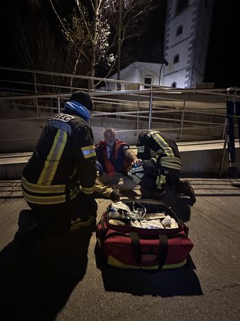ZAKLJUČNA VAJA GASILCEV BOLNIČARJEV 