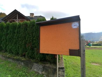 Nova oglasna deska v novem naselju na Dvoru