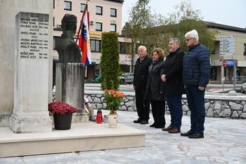 Slovesna položitev vencev in slavnostna seja občinske organizacije Združenja borcev za vrednote NOB