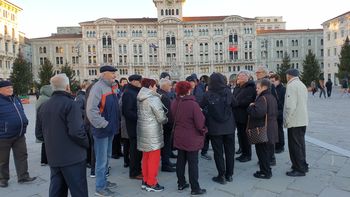 KRAŠKI UPOKOJENCI NA PREDNOVOLETNEM DRUŽENJU
