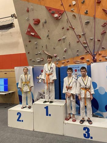Judoisti Judo kluba Komenda zablesteli na tekmovanju v Celju