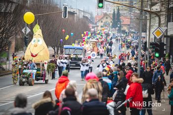Hruščanski karneval s pustno povorko od Hrušice do Jesenic bo v soboto, 10. februarja 2024