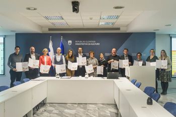 Občini Miren-Kostanjevica podaljšan naziv Branju prijazna občina 
