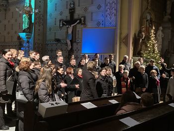 Božični koncert dveh zborov