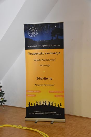 O sanjah z Majo Papež Iskra