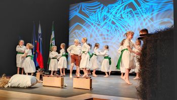 Prireditev ob kulturnem prazniku napolnila Dom kulture Ig