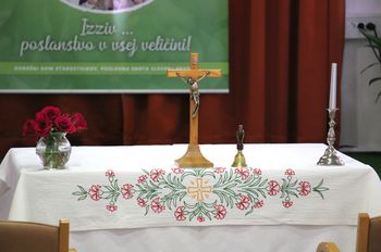 Kulturni program z mašo Kulturni program z mašo