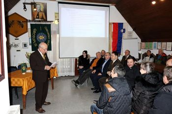 Uspešen Občni zbor Čebelarskega društva Grosuplje: Skupaj za prihodnost čebelarstva