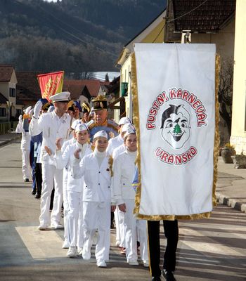 Dež pregnal Vranski pustni karneval