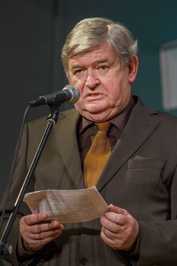 Želimo igrati in plesati, recitirati in razstavljati