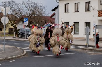 S kurenti smo odganjali zimo 